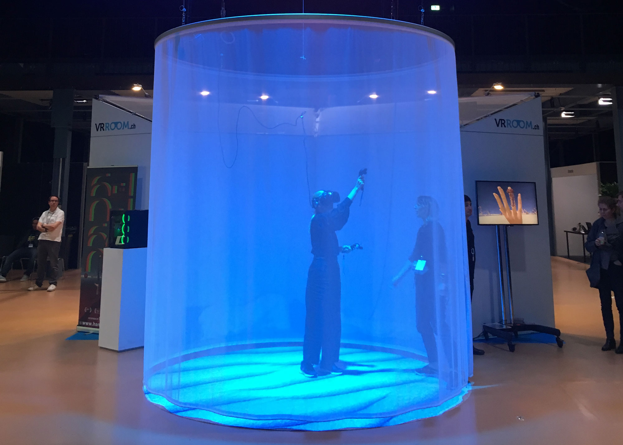 HanaHana 花華 — Mélodie Mousset