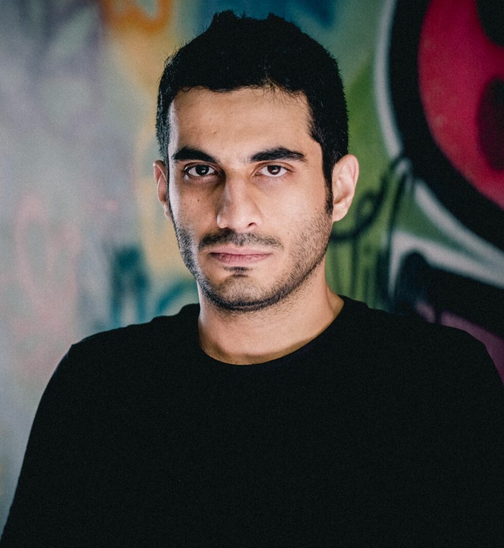 Arash AKBARI
